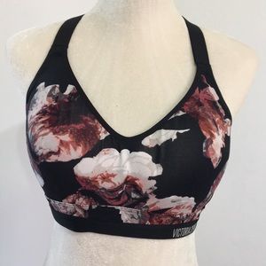 Victoria’s Secret Sport Bra 36Csz worn a couple of times